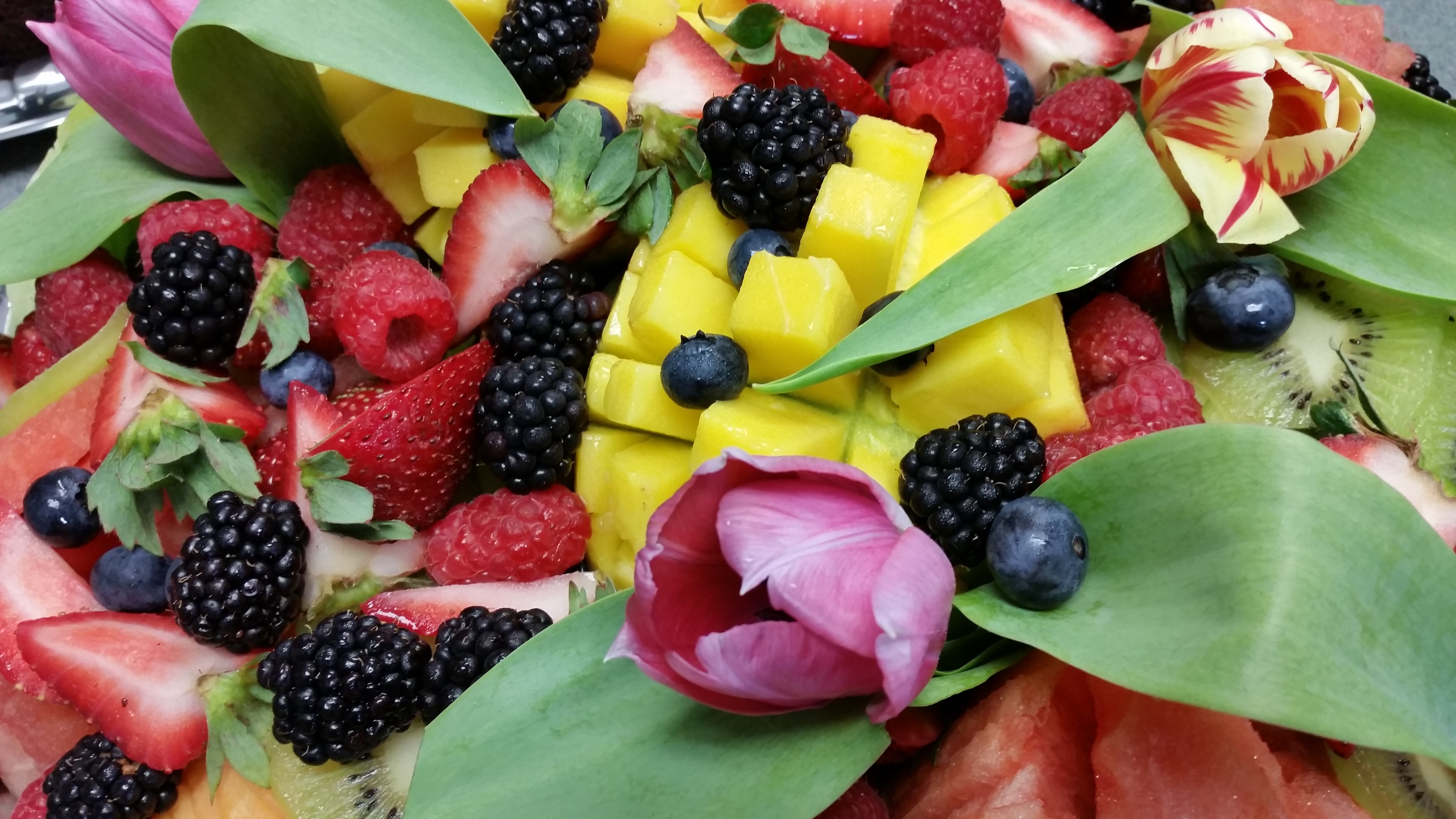 Fruit-Tray-and-Flowers